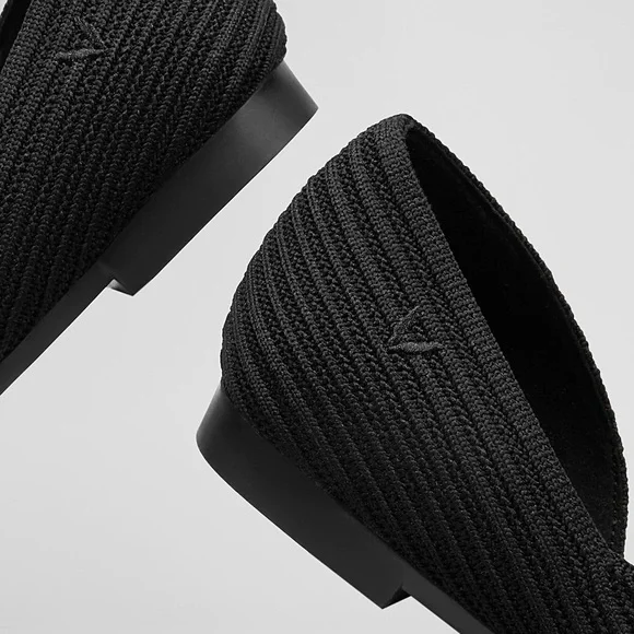 Vivaia Black Melia Pointed-Toe Striped Flat.  Size 38/US 7-7.5. - Picture 5 of 15